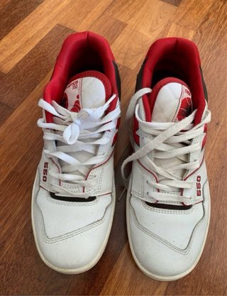New Balance 550 Scarpe Rosse e Bianche