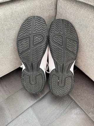 Zapatillas deportivas niños Adidas talla 35 tennis