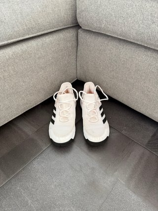 Zapatillas deportivas niños Adidas talla 35 tennis