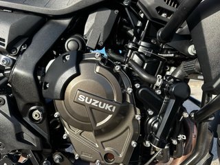 Suzuki V-Strom 800 Tech Roja