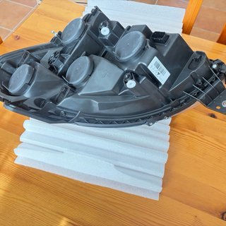 Faro delantero derecho nuevo Daily