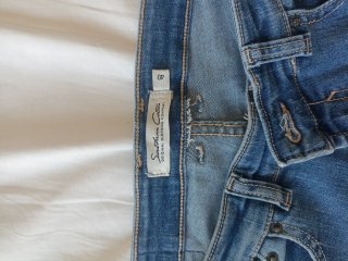 Lote de 3 pantalones y chubasquero..de mujer