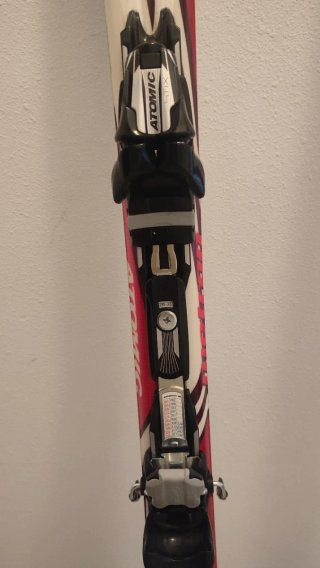 Esquís Atomic. 170cm