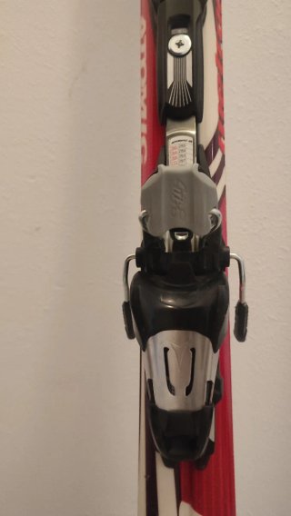 Esquís Atomic. 170cm