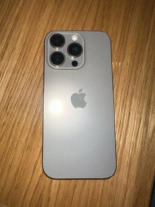 iPhone 16 Pro Plata SE VENDE (CAMBIO)