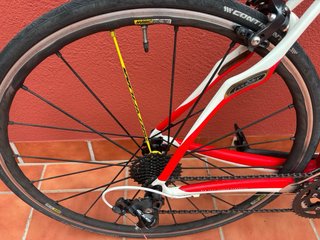 Bicicleta Specialized Roubaix SL2  full Carbono.