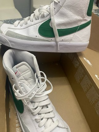 Zapatillas Nike Blazer Mid '77 Verde y Blanco