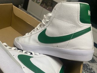 Zapatillas Nike Blazer Mid '77 Verde y Blanco