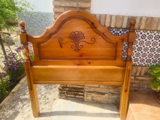 Cabecero de madera para cama 105