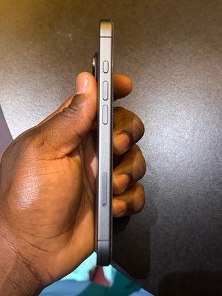 iPhone 17 Gris Dorado