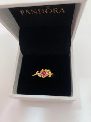 Anillo Pandora Flor Rosa con Circonitas