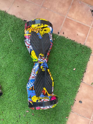 Hoverboard con diseño graffiti