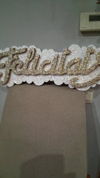 2 Letreros Felicidades Corcho Brillante