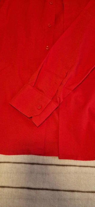 Camisa roja tacto fresco