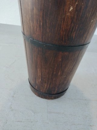 Paragüero bastonero madera asa y adornos en hierro