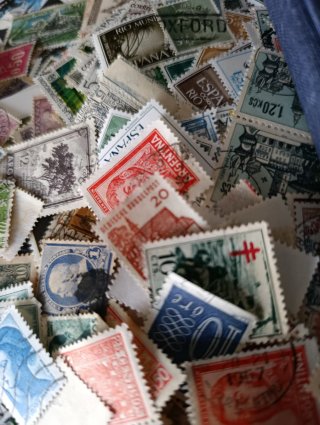 Francobolli del Mondo (Filatelia)
