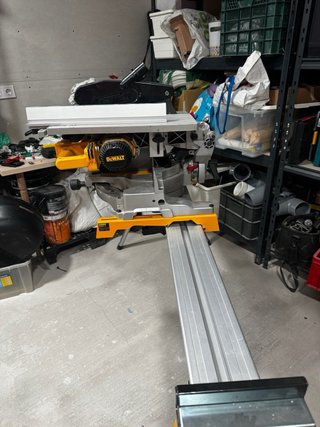 Mesa Ingletadora Dewalt y mesa de trabajo