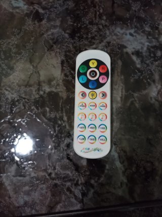 Lámpara de pie LED RGB con mando . Poco uso .