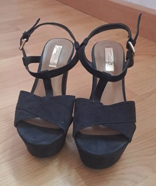 Sandalias Zara talla 36 negras