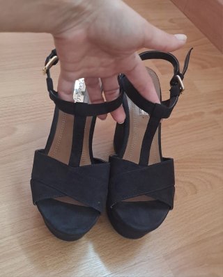 Sandalias Zara talla 36 negras