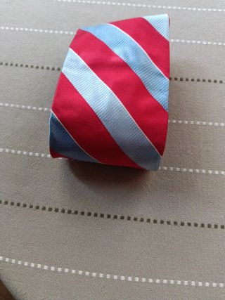Corbata Breuer Rayas Rojas y Azules