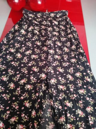 Falda larga estampada flores