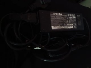 Cargador Toshiba PA-1750-09 19V 3.95A