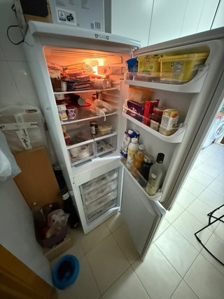 Nevera blanca en buen estado