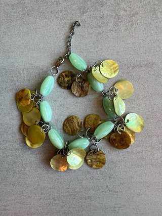 Pulsera con abalorios
