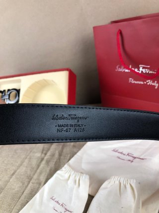 Cinturón Salvatore Ferragamo reversible