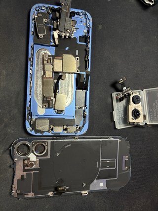 iPhone 16 per ricambi