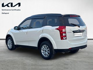 MAHINDRA XUV500 FWD 4X2 W8 7 plazas