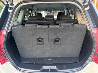 MAHINDRA XUV500 FWD 4X2 W8 7 plazas