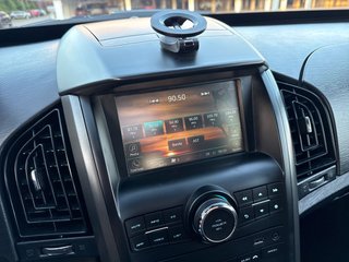 MAHINDRA XUV500 FWD 4X2 W8 7 plazas