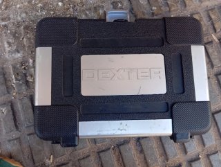 Juego de llaves y vasos Dexter