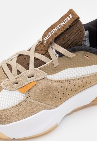 Jordan 200E Khaki DC9836-200