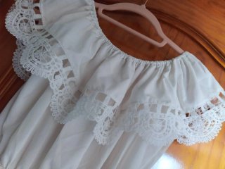 Vestido blanco boho hombros descubiertos con encaj