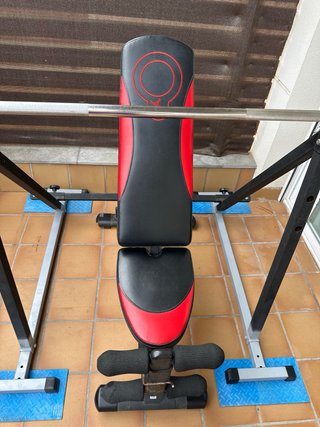 Banco de pesas con barra y soporte