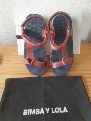 Sandalias Bimba y Lola Verano Azul y Rosa
