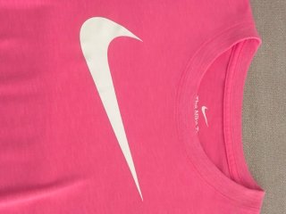 Camiseta Nike Rosa