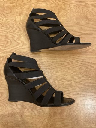 Sandalias de cuña Castañer