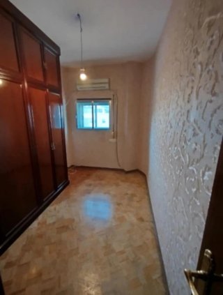 Armarios de caoba. 900 euros cada uno.