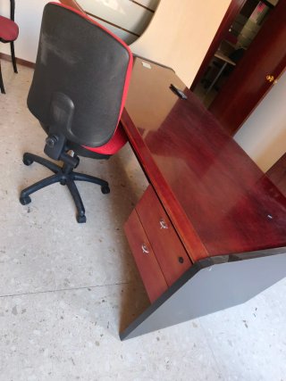 Mesa de oficina modular madera y metal