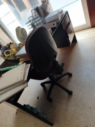 Mesa de oficina modular madera y metal