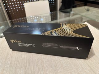 Spazzola lisciante ghd glide nera