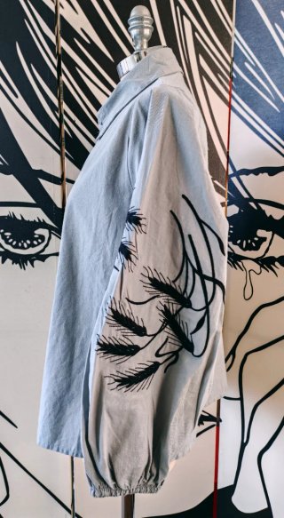 Camicia grigia con ricamo