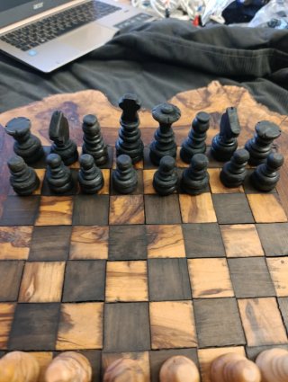 Scacchi Artigianali in Legno di Ulivo