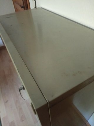 Mueble metálico de oficina gris