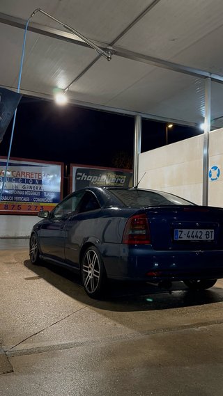 Opel Astra Bertone