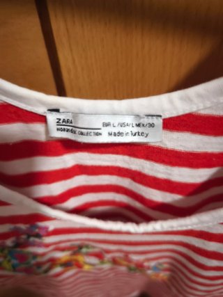 Camiseta Zara Rayas Flores Talla L